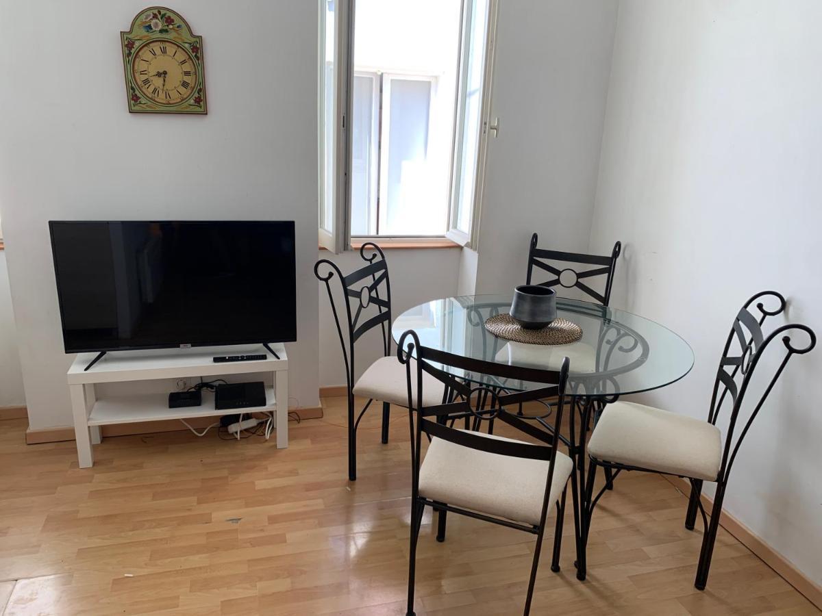 Biarritz Centre, Pres Avenue De Verdun, Cosy Apt 2 Pieces , Salon , Chambre Separe, Rue Tres Calme A 10 Minutes A Pied De La Grande Plage Luaran gambar